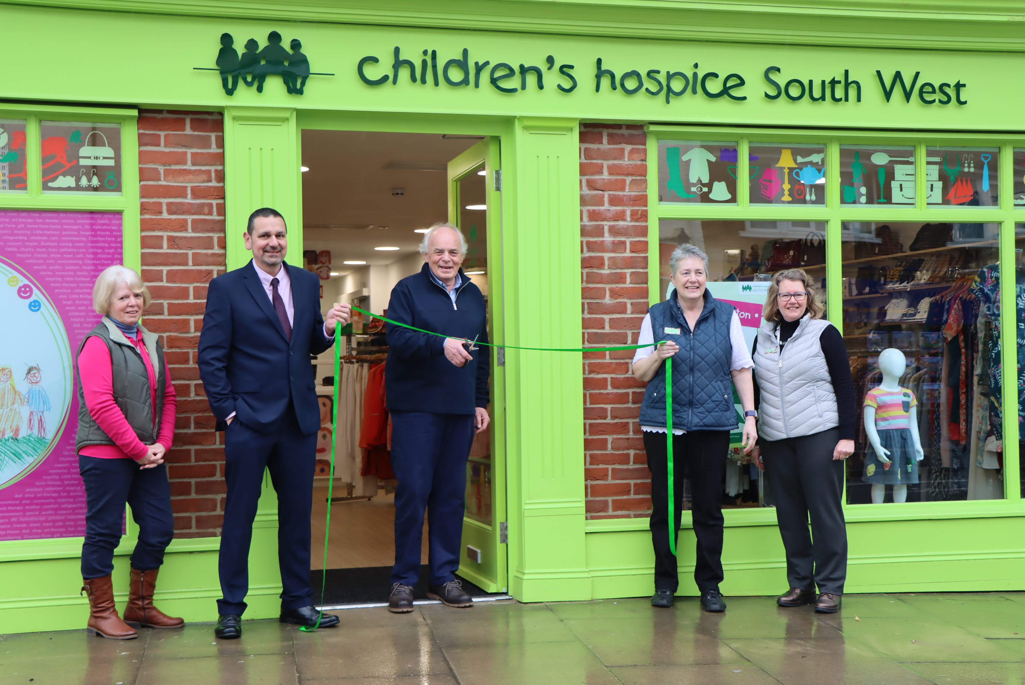 CHSW co-founder and chief executive Eddie Farwell officially opens the charity’s new Wellington charity shop with CHSW head of retail Chris Judd and volunteer Monica Carter (left), and shop manager Juelz Graham and manager’s assistant Jane Taylor (right).