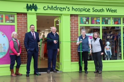 CHSW co-founder and chief executive Eddie Farwell officially opens the charity’s new Wellington charity shop with CHSW head of retail Chris Judd and volunteer Monica Carter (left), and shop manager Juelz Graham and manager’s assistant Jane Taylor (right).