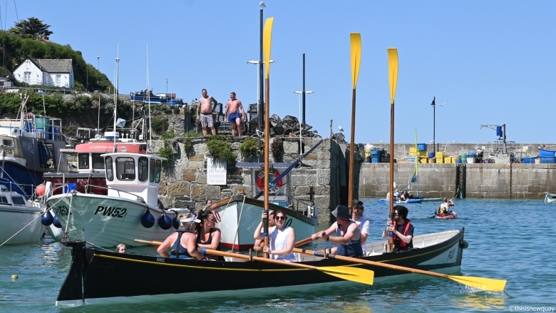 Oarsome results from charity gig rowing event | Childrens Hospice South ...