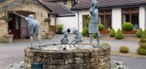 Little Bridge House statues thumbnail