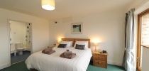 Little Harbour family accommodation - bedroom thumbnail