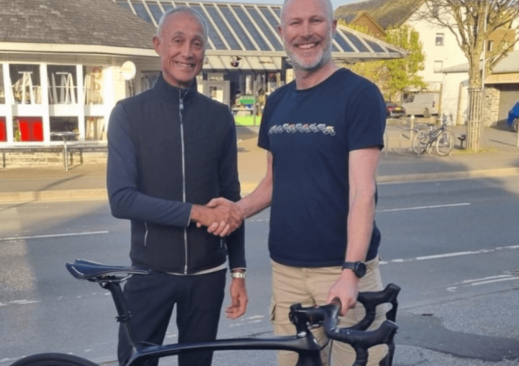 Andrew Ridgely 