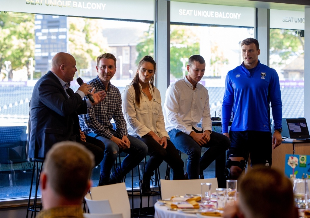 Sporting stars take on Q & A