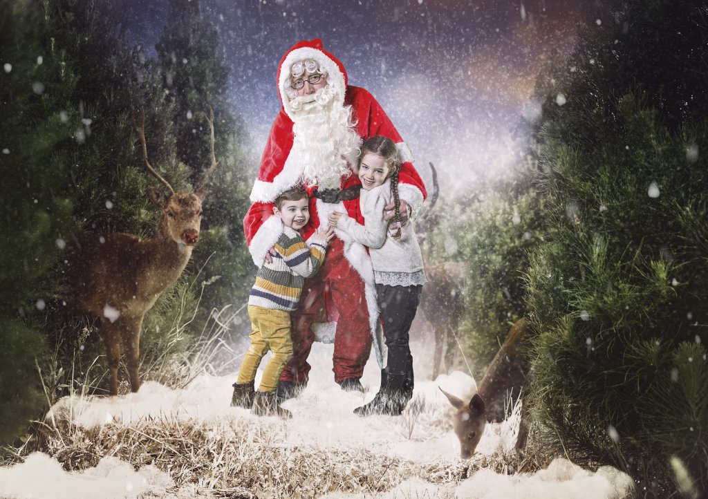 Magical-photos-with-Santa